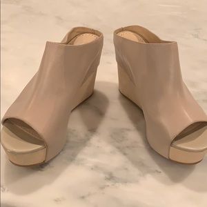 Sheridan mule wedges